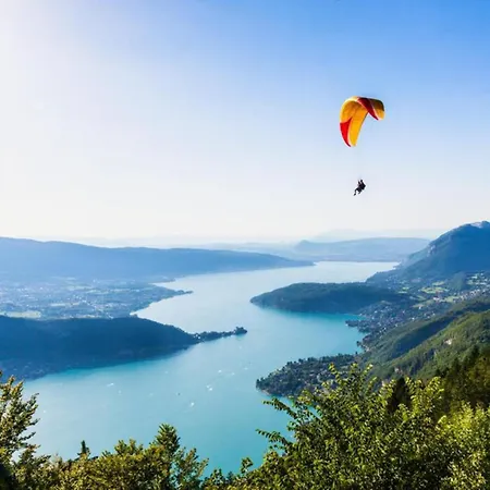 Alp - Triangle Dor Parking Gratuit 3 *