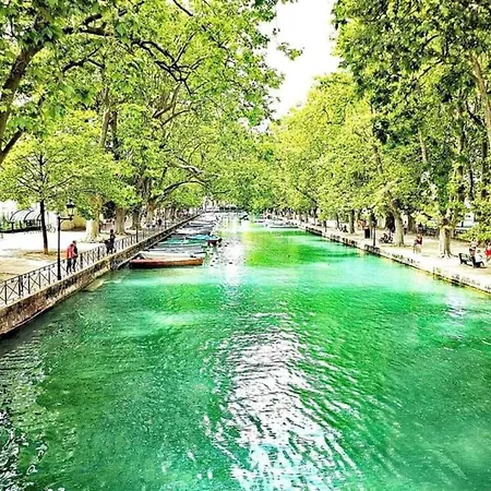 Alp - Triangle Dor Parking Gratuit 3 Annecy